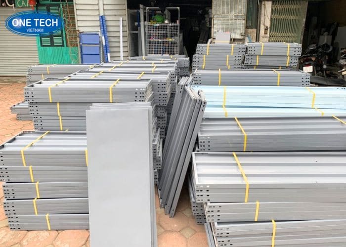 Hình ảnh lắp đặt kệ sẳt V lỗ Hà Nam thực tế 10